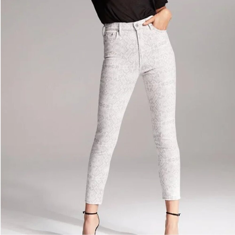 Denim Forum Aritzia The Lola High Rise Skinny Crop Jeans Snake Skin Size 26